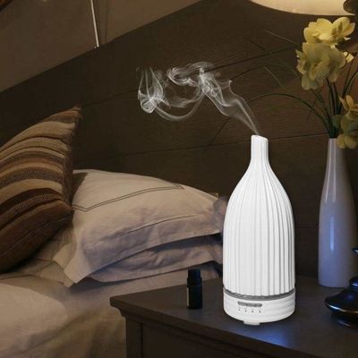 Goede prijs Warm te koop 120 ml Elegante Home Quiet Olie Diffuser Keramische Aroma Geurende Geur Diffuser Ultrasone Keramische Aroma Diffuser online